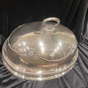 Silverplate English meat dome/food cover/cloche.